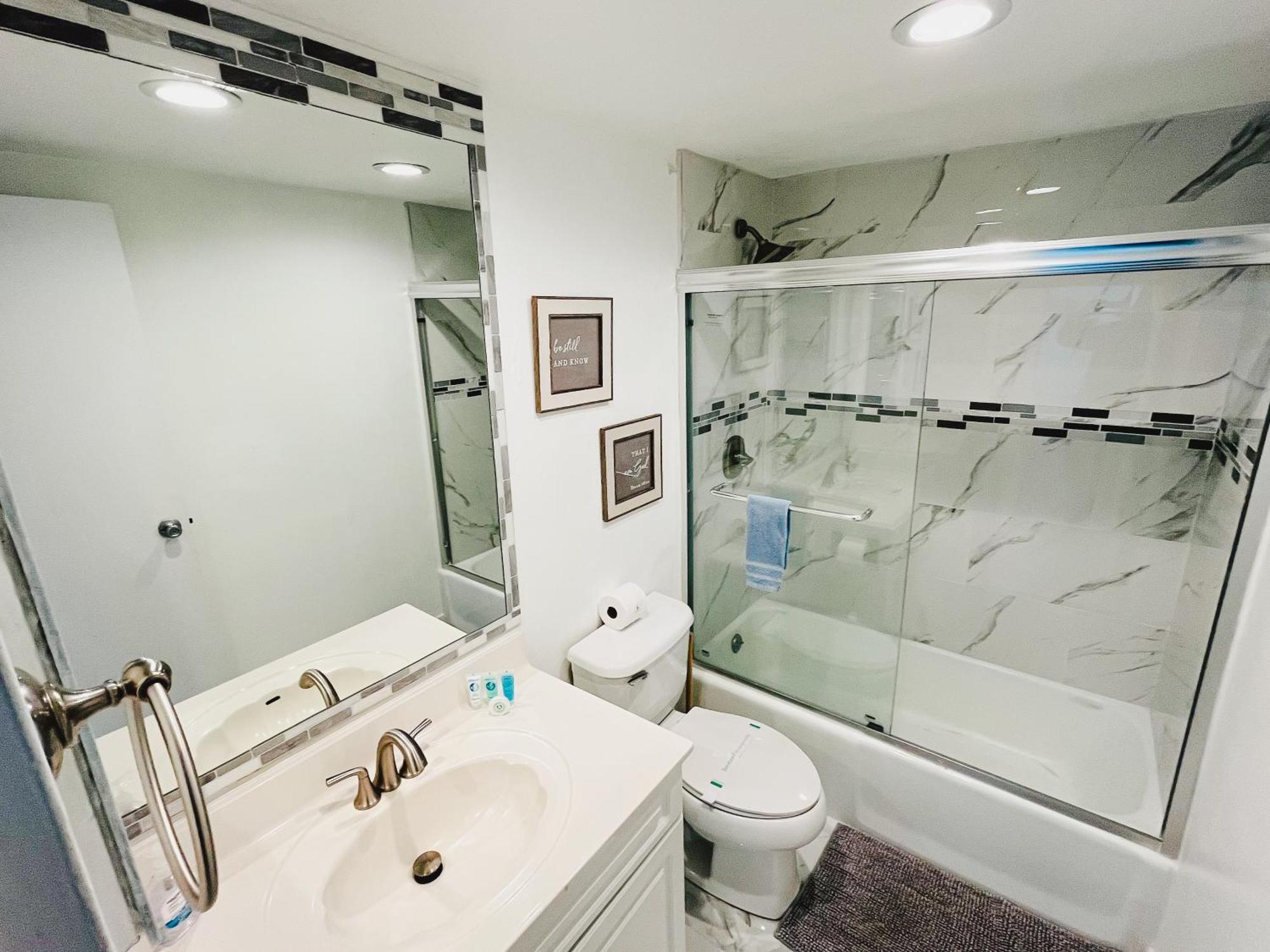 Miami Hollywood Condo 2Bd With Ocean View 005-21Mar Bagian luar foto